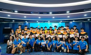 Lễ tốt nghiệp MiniMBA Đà Nẵng kết nối loạt giá trị yêu thương của người FPT