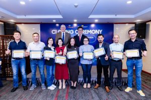 Bế giảng Michigan Advanced MiniMBA K02