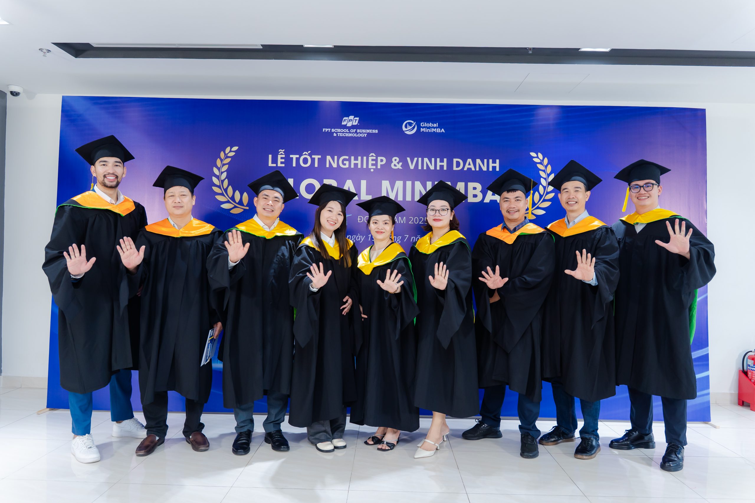 Lễ tốt nghiệp và vinh danh Global MiniMBA tại Hà Nội