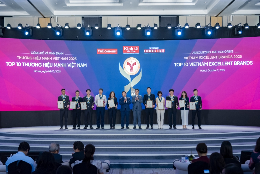 Dẫn dắt ngành kinh tế trọng điểm, FPT lọt Top 10 thương hiệu mạnh Việt Nam